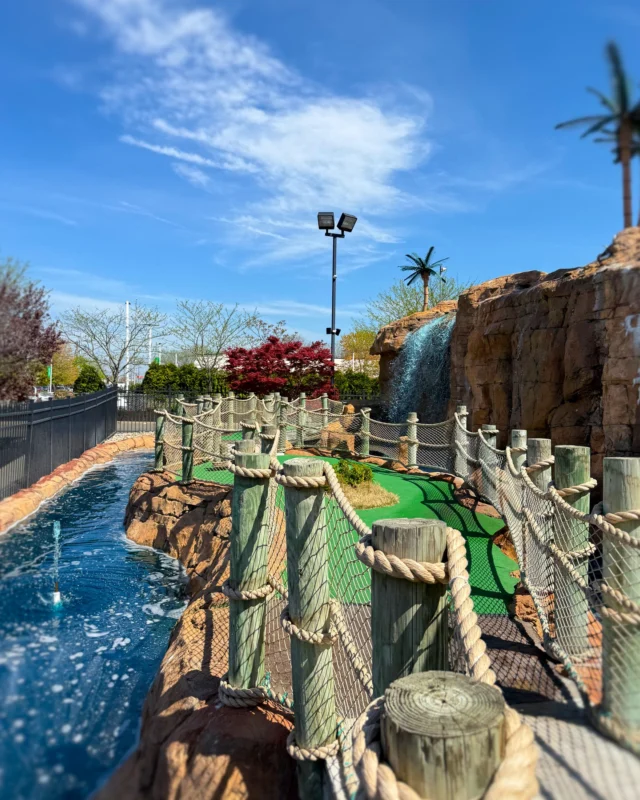 It's a great day for Mini Golf ⛳️☀️
📍 4670 Route 42 Turnersville, NJ

Arcade games too!🕹️ Only 20 minutes over the Walt Whitman Bridge! Come check us out! 👀