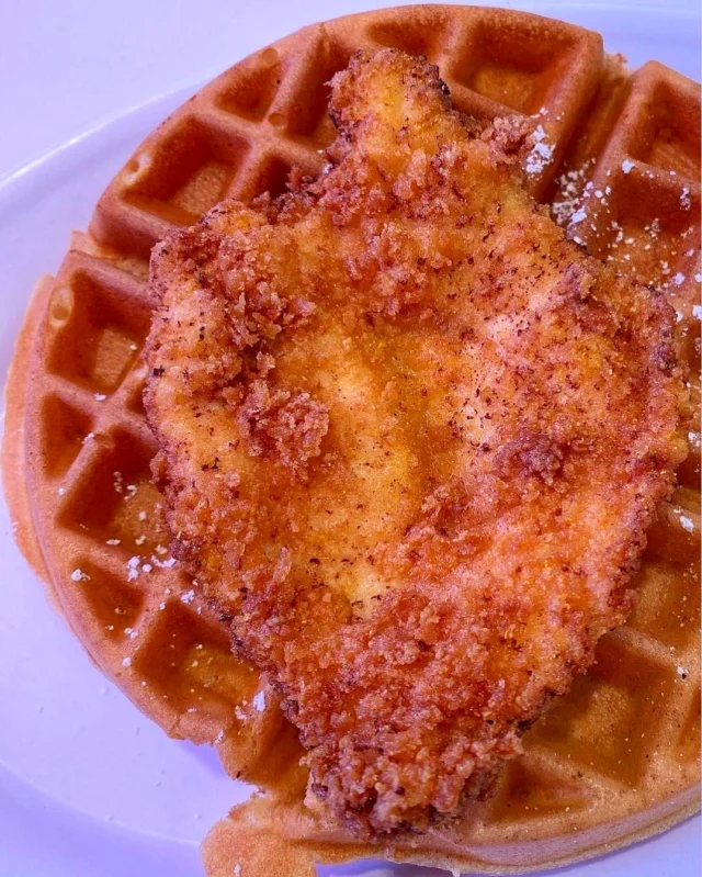 "I can't stop chicken you out"- Waffles 
It’s National Fried Chicken Day. You know what to do 👀🍗