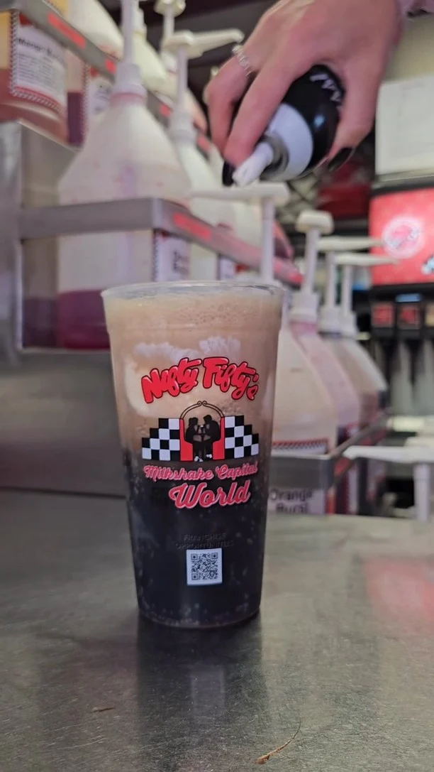 Pouring up the classics for National Root Beer Float Day 🍦🥤